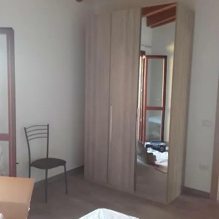 Casa Alessandro Feriehus *